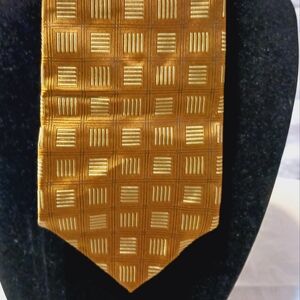 Nautica Gold Silver Geometric  Silk Tie